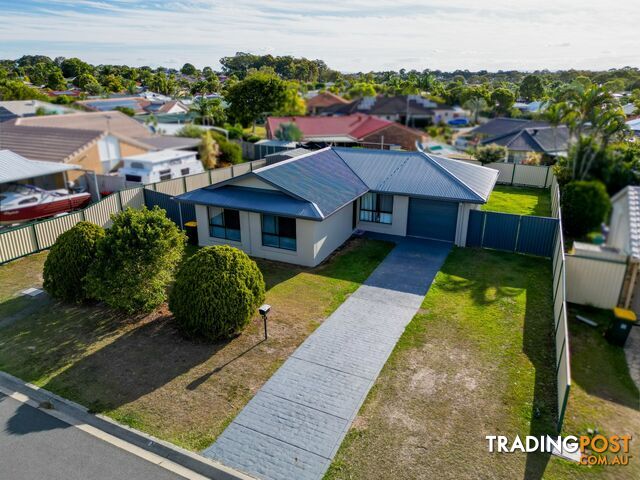 39 Lachlan Crescent SANDSTONE POINT QLD 4511