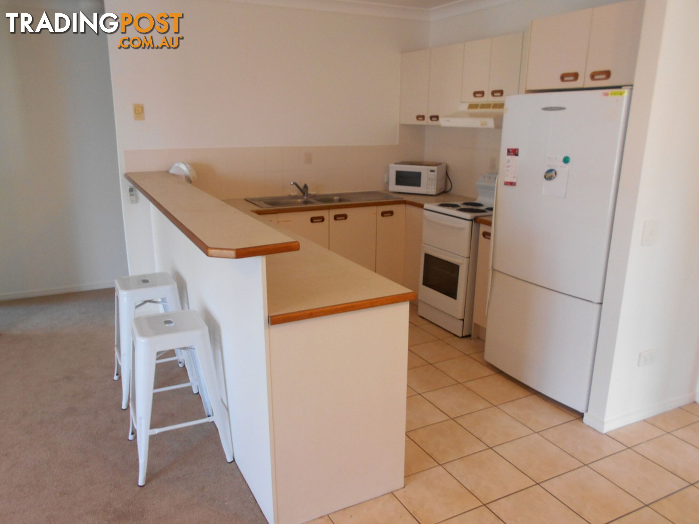 1/5 Chiltern Place SANDSTONE POINT QLD 4511