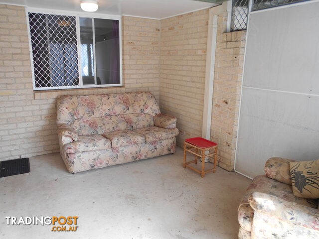 1/5 Chiltern Place SANDSTONE POINT QLD 4511