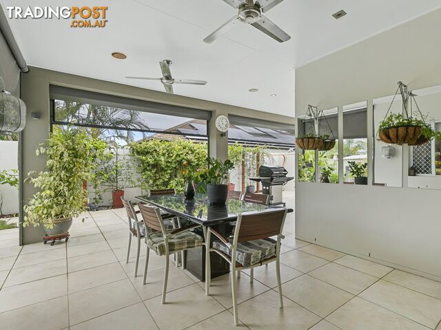 2/15 Seaeagle Place BANKSIA BEACH QLD 4507