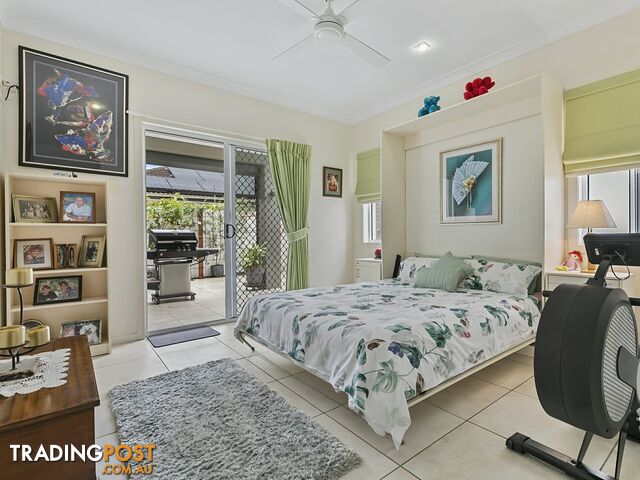 2/15 Seaeagle Place BANKSIA BEACH QLD 4507