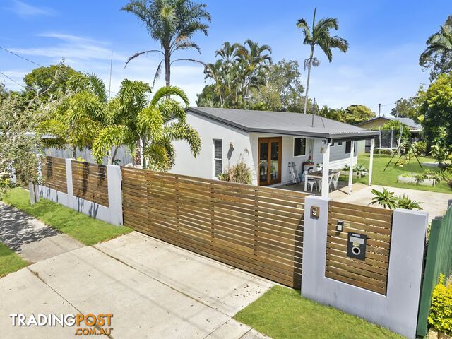 9 Avon Avenue BANKSIA BEACH QLD 4507