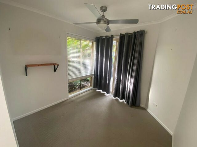 104 Avon Avenue BANKSIA BEACH QLD 4507