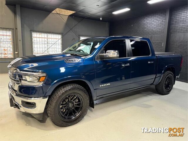 2022 RAM 1500 LARAMIERAMBOXMHEV DTMY22 CREW CAB UTILITY