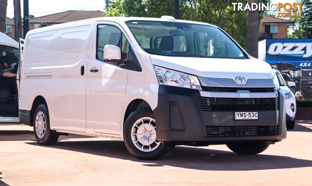 2022 TOYOTA HIACE LWB GDH300R VAN