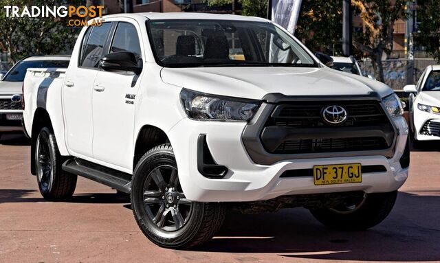 2022-TOYOTA-HILUX-SR-DOUBLE-CAB-GUN126R-UTILITY