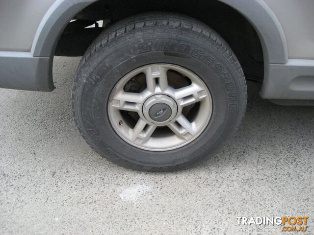 FORD EXPLORER 2004 FOR WRECKING, 4 CARS FOR PARTS - photo 5 of 5