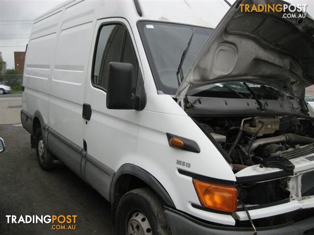 IVECO  DAILY 2005 35S13 FOR WRECKING, COMPLETE VAN FOR PARTS