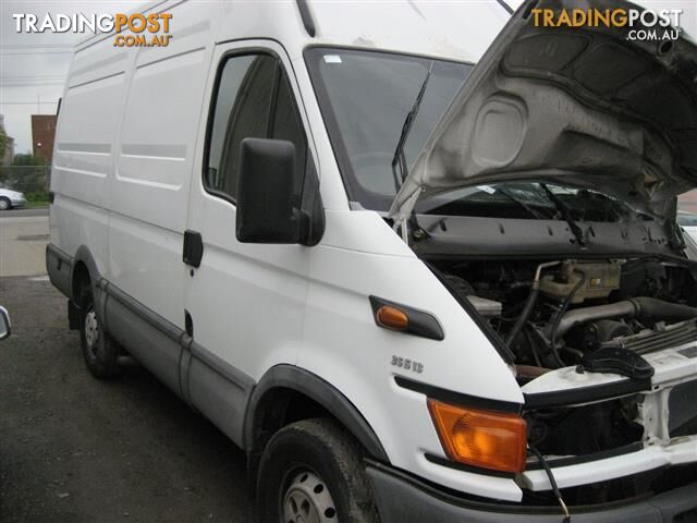 IVECO  DAILY 2005 35S13 FOR WRECKING, COMPLETE VAN FOR PARTS