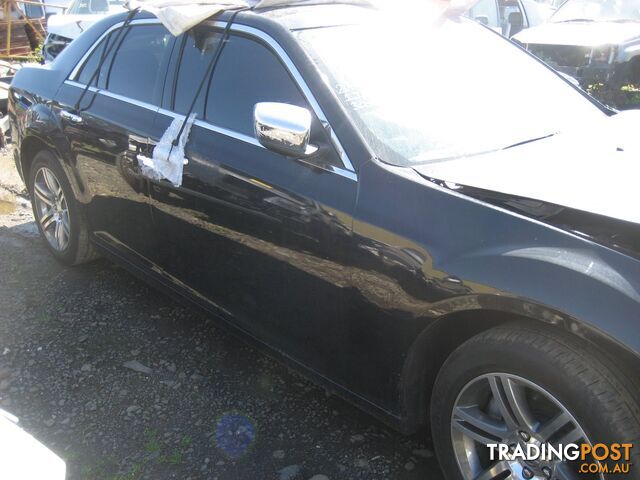 CHRYSLER 300C 2013 FOR PARTS & WRECKING