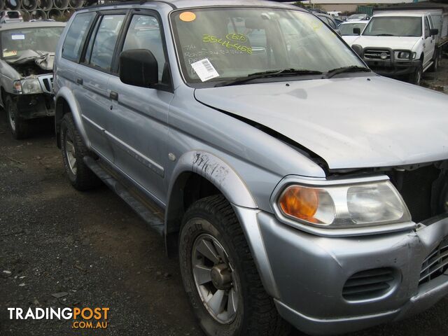 MITSUBISHI CHALLENGER 2005 FOR WRECKING (COMPLETE CAR CALL US)