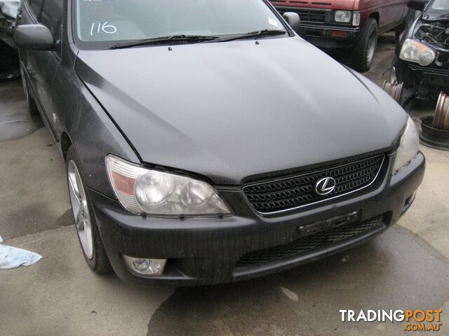 LEXUS IS200 2004 FOR PARTS (COMPLETE CAR FOR WRECKING)