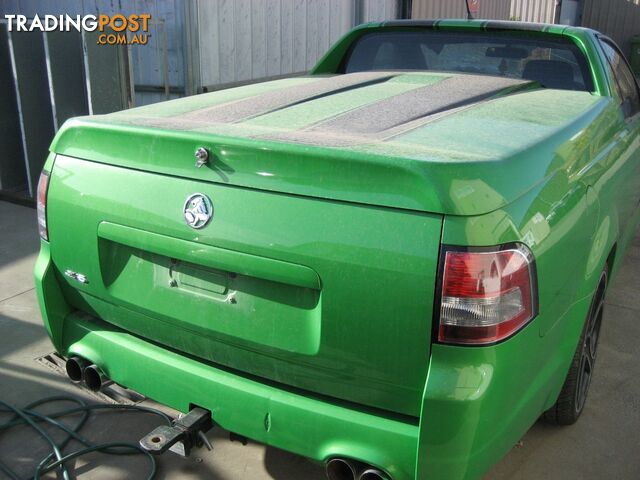 COMMODORE VE SV6 UTE 2010 FOR PARTS (COMPLETE CAR) - photo 4 of 6