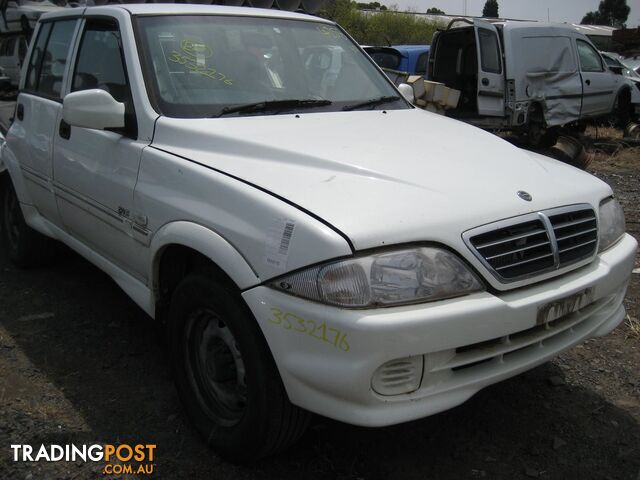 SANG YONG MUSSO 2005 UTE TURBO DIESEL ENGINE (96,000KM CAN HEAR RUNNING) - photo 2 of 4