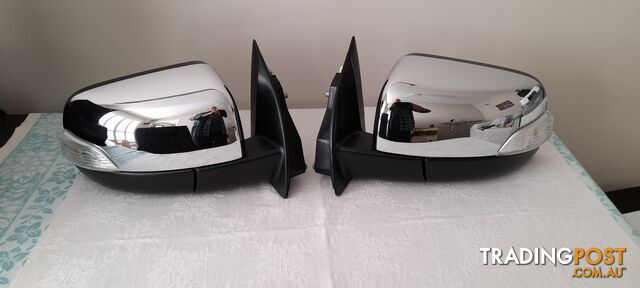 Door Mirrors to Suit MY 19 Ford Ranger XLT, Chrome Power Fold W/Indicators