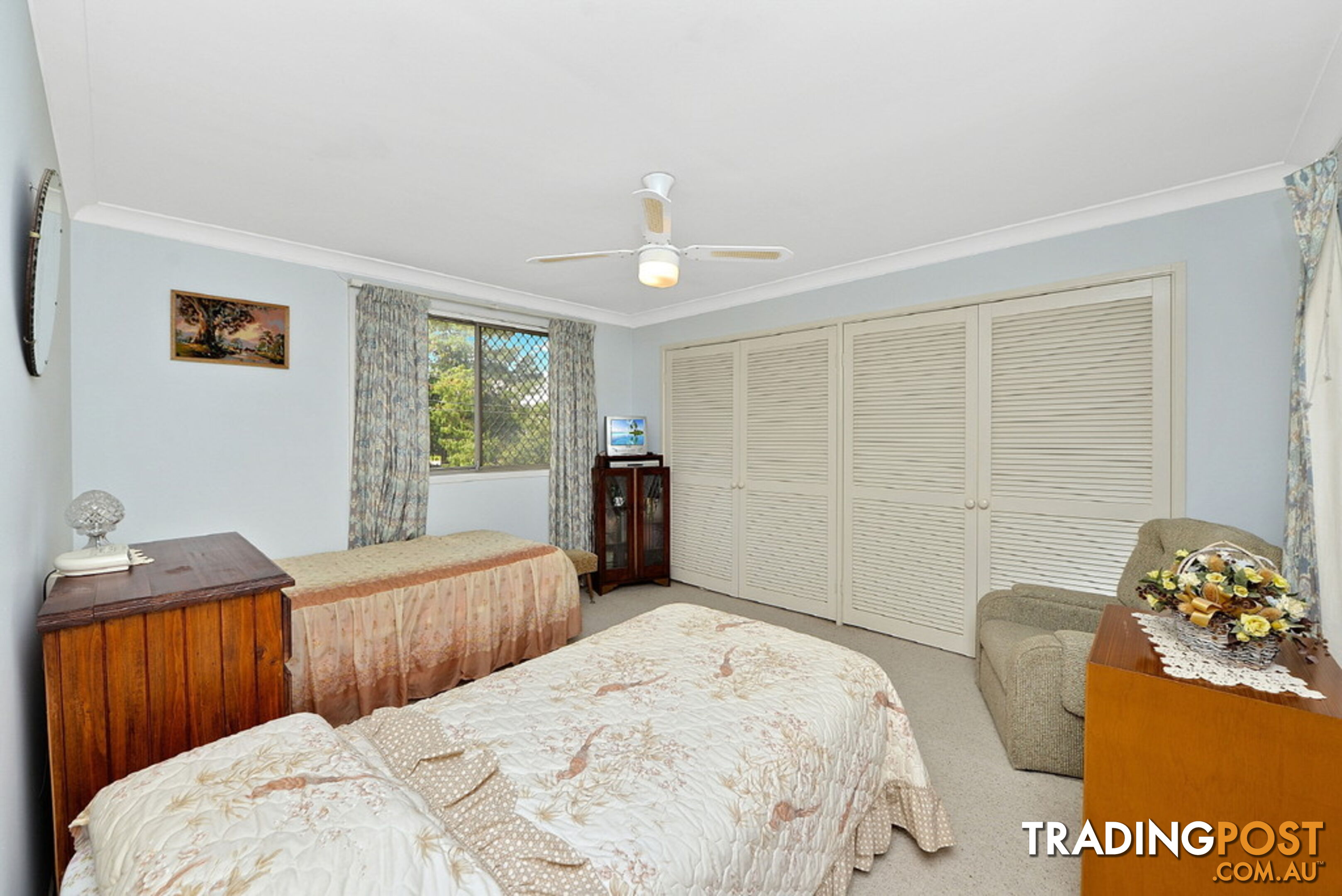 124 Lucinda Avenue GEORGES HALL NSW 2198