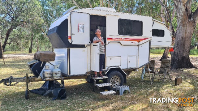 2010 Kimberley Kampers KARAVAN - photo 2 of 6