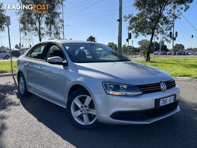 2011  VOLKSWAGEN JETTA 103TDI COMFORTLINE 1B MY12.5 SEDAN