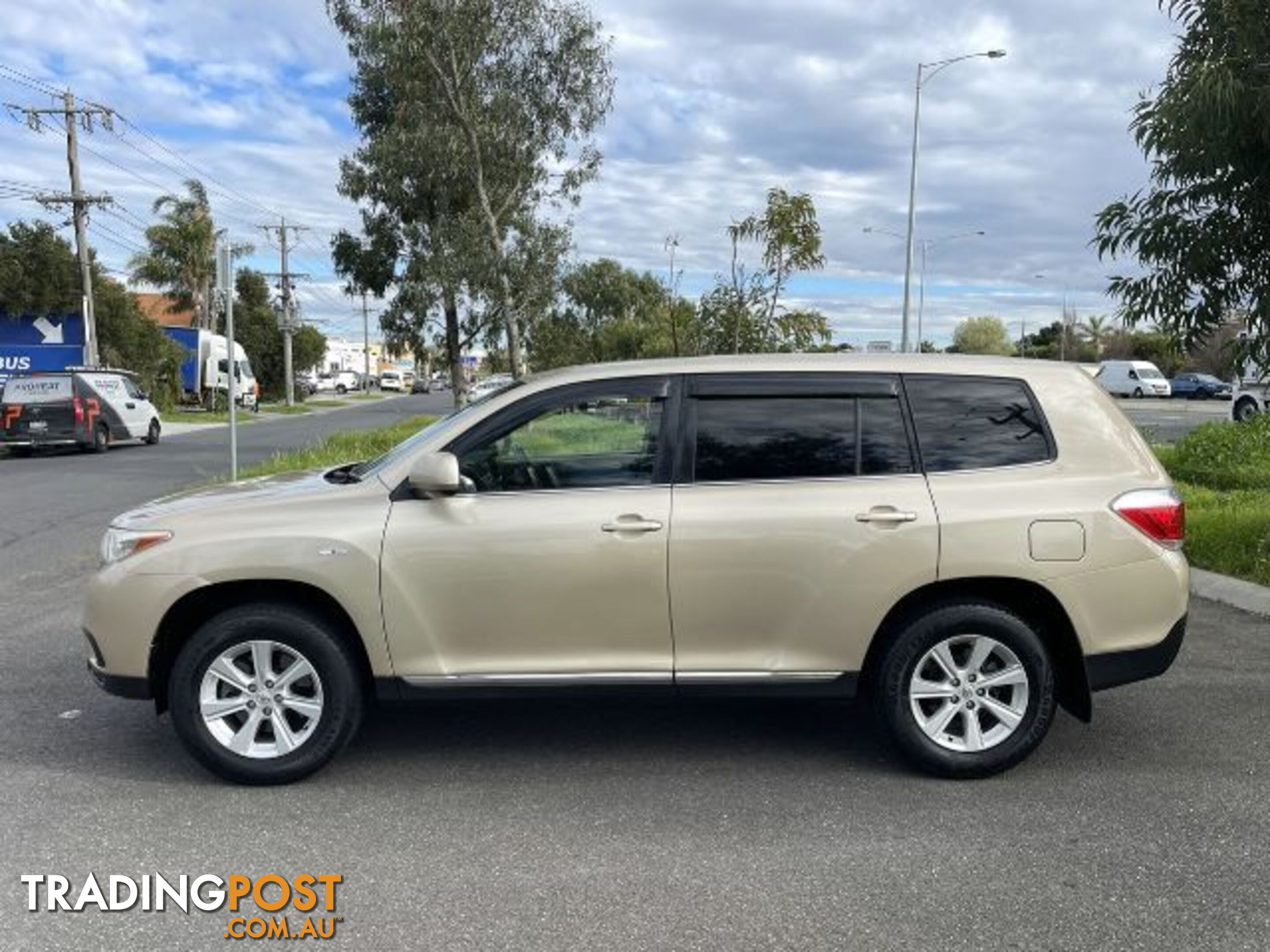 2013  TOYOTA KLUGER KX-R GSU40R MY12 WAGON