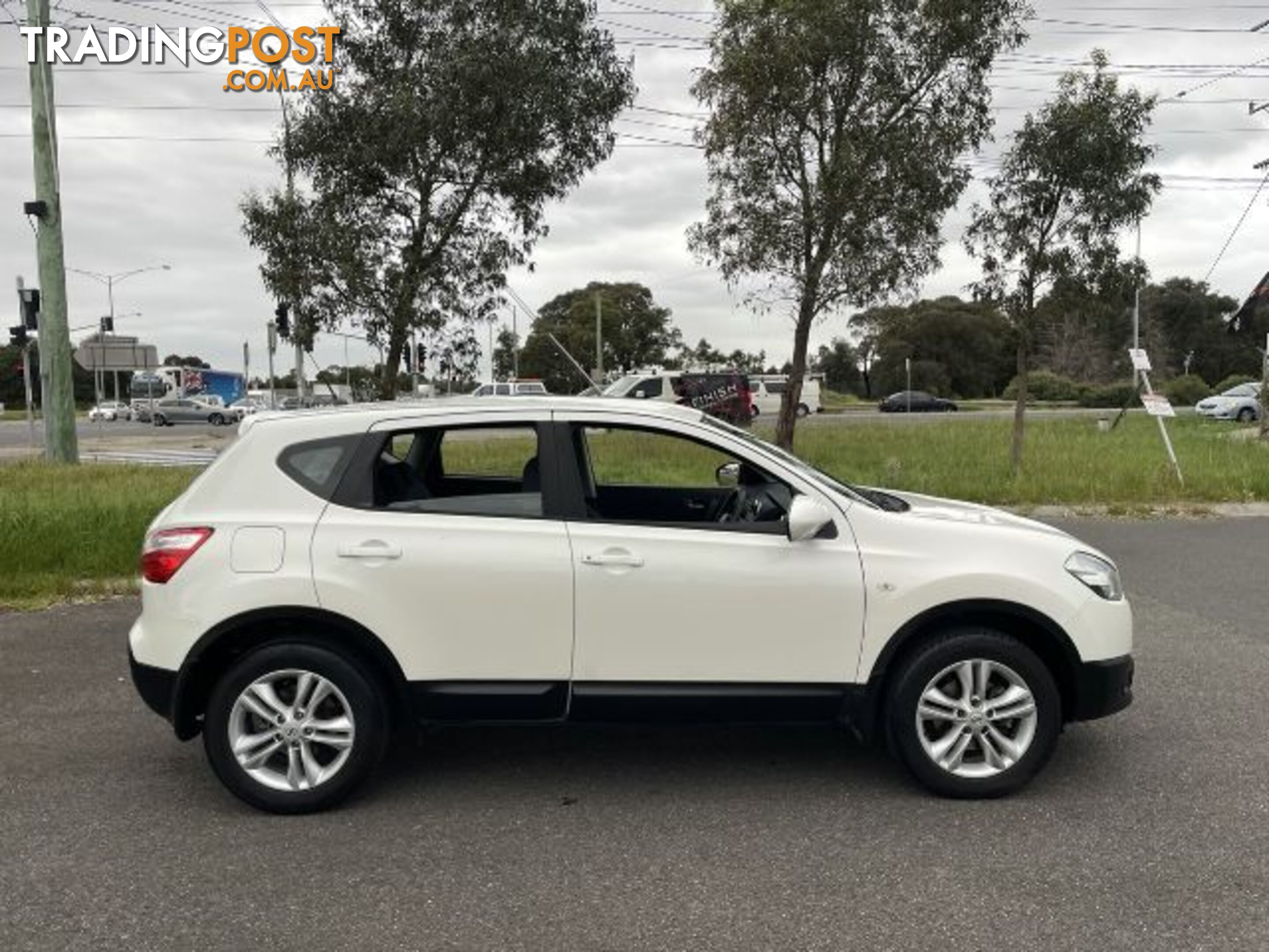 2013  NISSAN DUALIS ST Hatch X-tronic 2W J10W Series 4 MY13 HATCHBACK