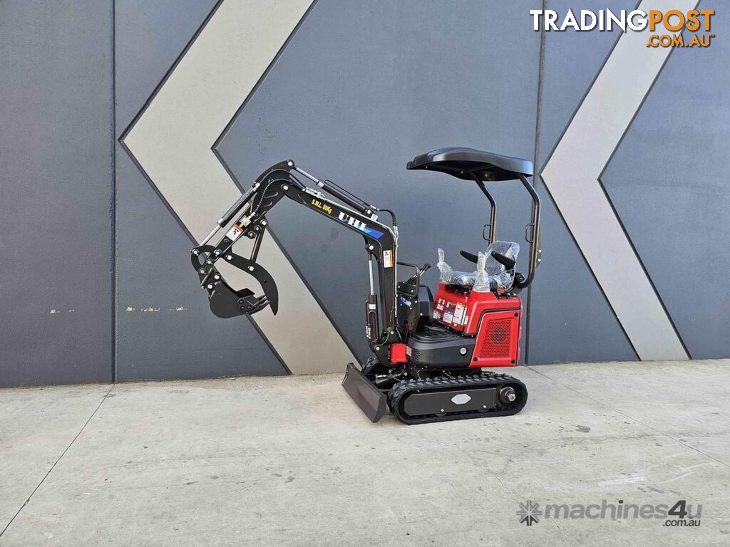 NEW UHI UME10P MINI EXCAVATOR WITH 9 ATTACHMENTS (WA ONLY)