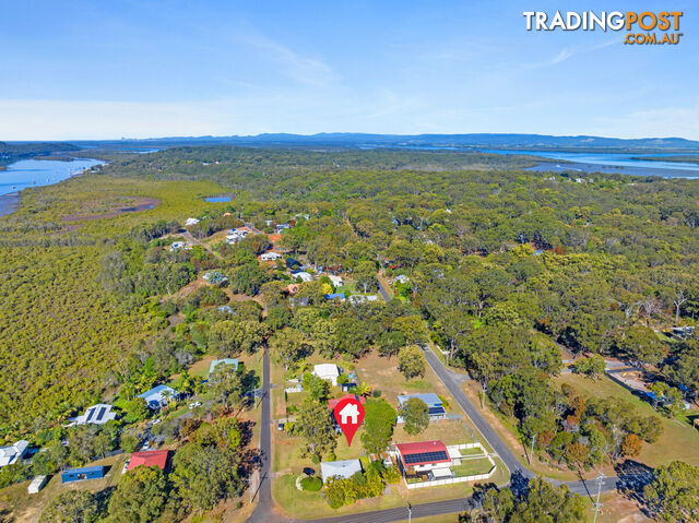 4 Aquamarine Avenue RUSSELL ISLAND QLD 4184