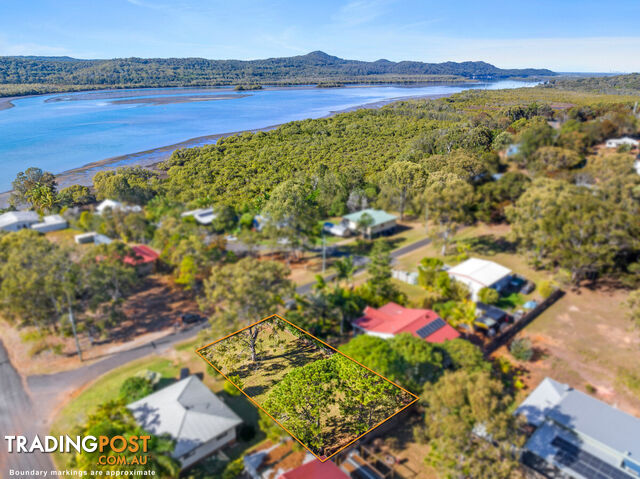 4 Aquamarine Avenue RUSSELL ISLAND QLD 4184