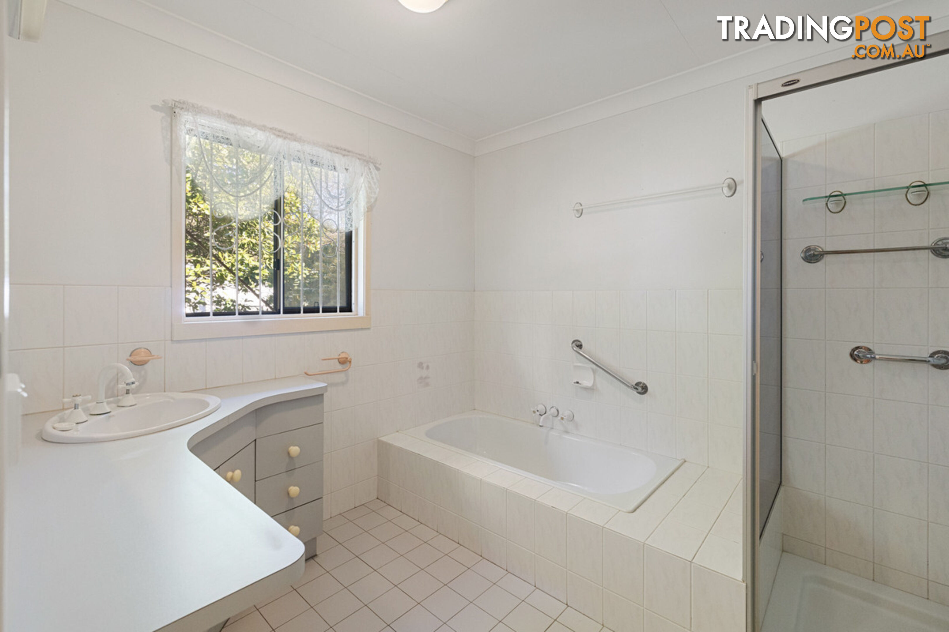 83 Grassdale Road BELMONT QLD 4153