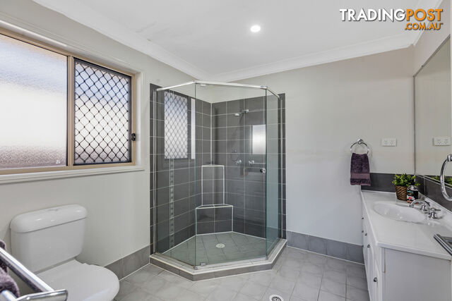 62 Brookvale Drive VICTORIA POINT QLD 4165