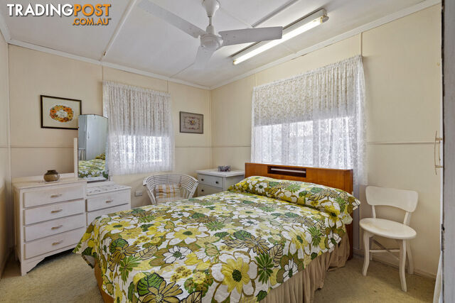 20 Rickston Street MANLY WEST QLD 4179