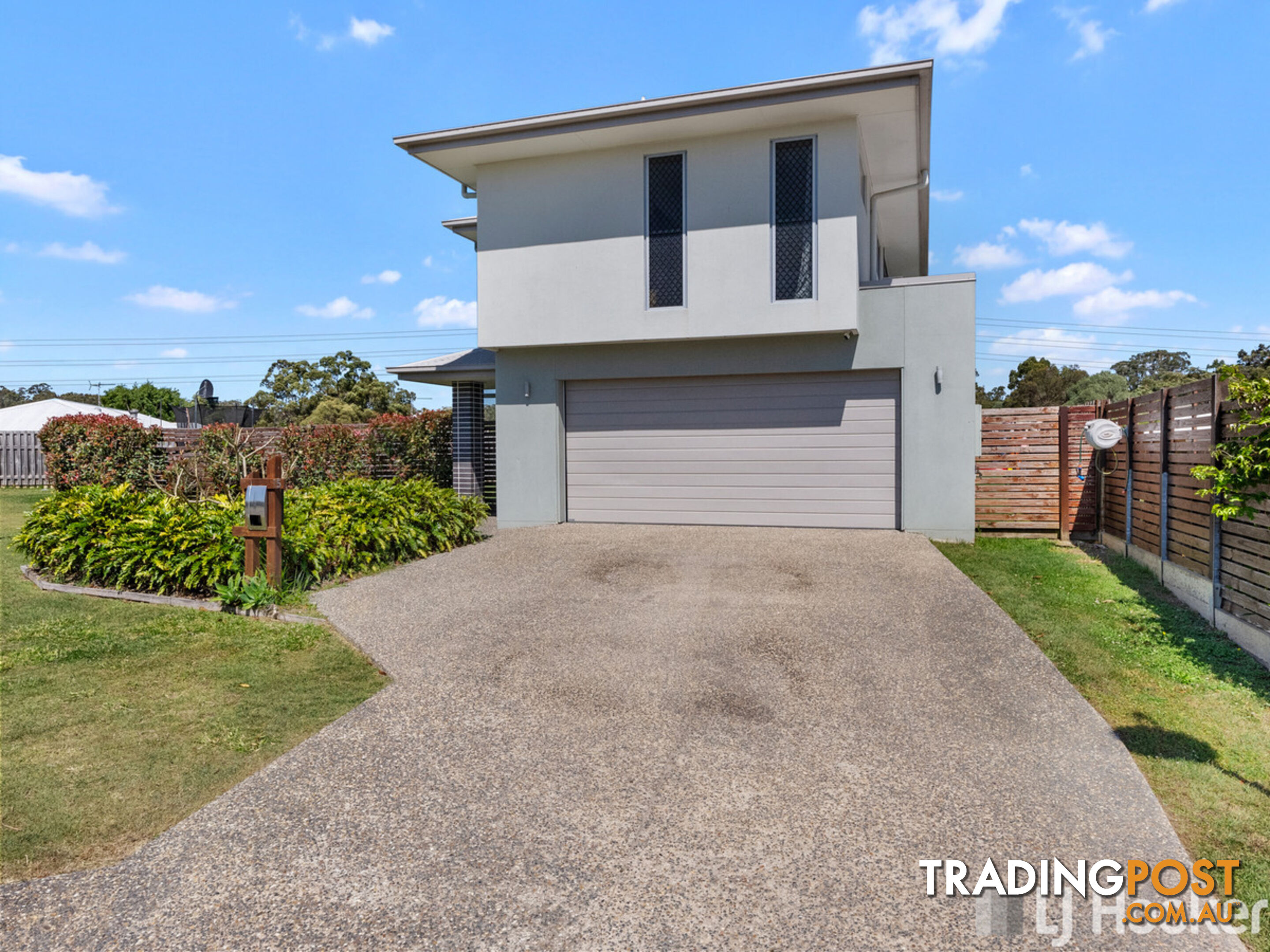 15 Mapleton Crescent CAPALABA QLD 4157