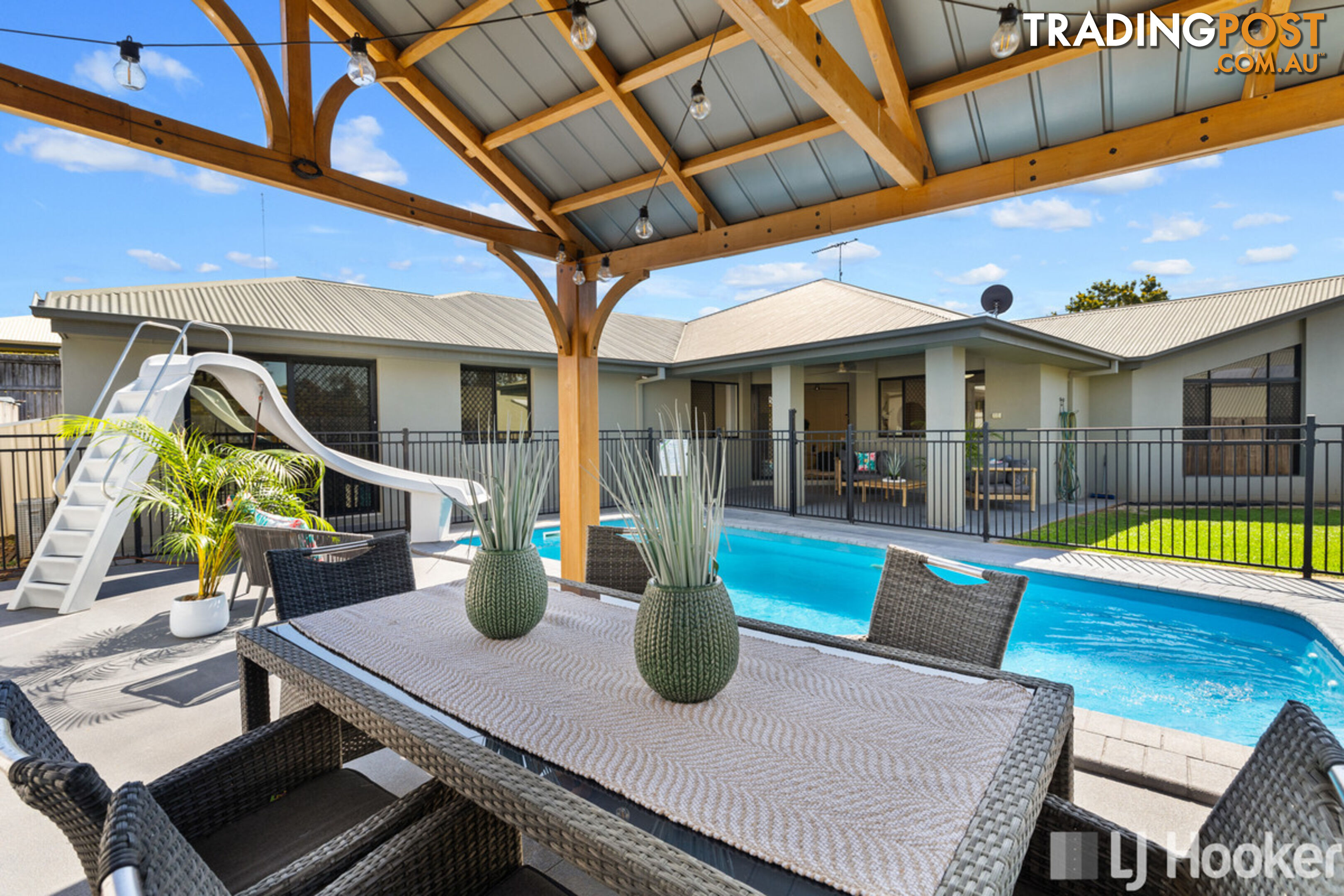 43 Attenborough Circuit REDLAND BAY QLD 4165