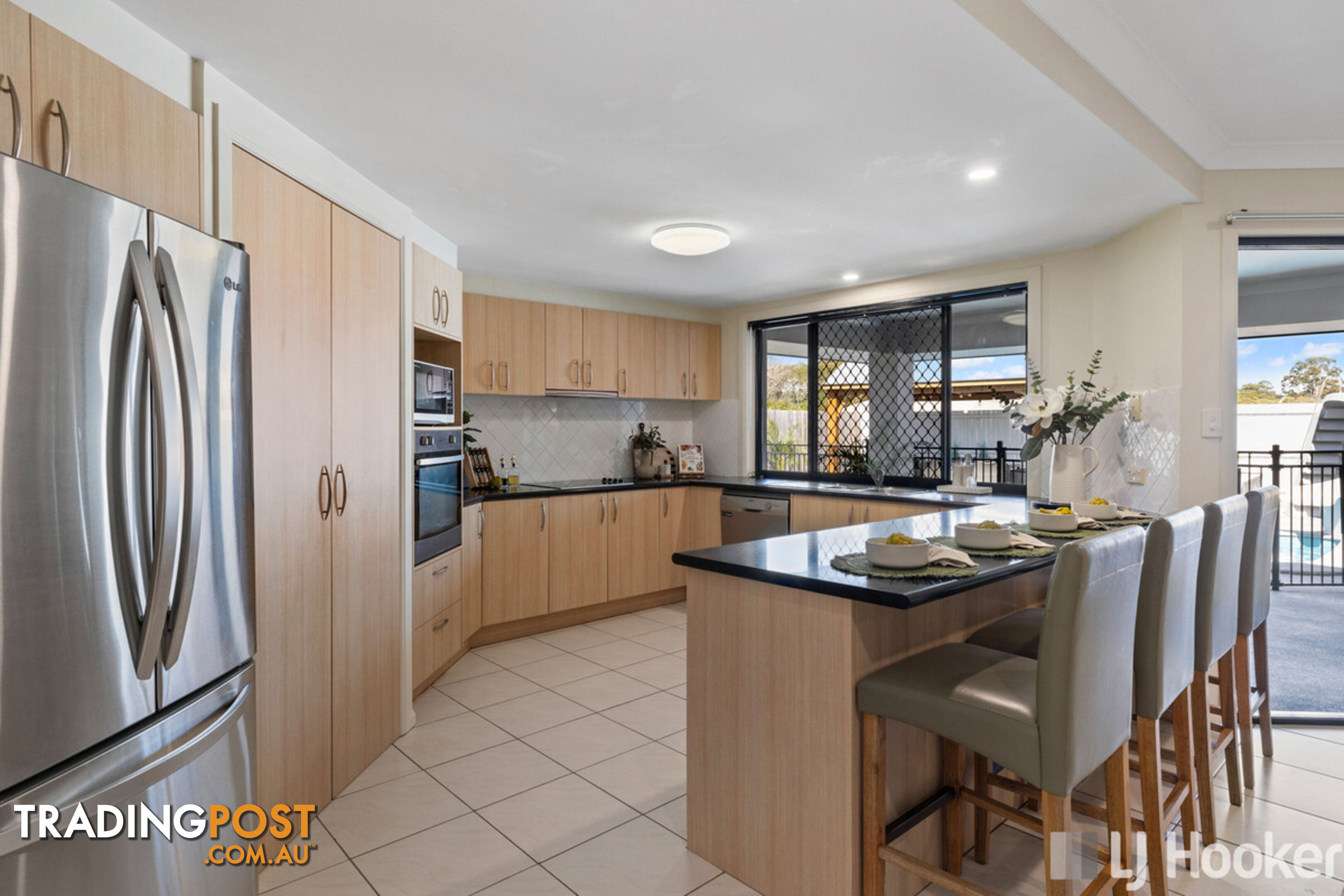 43 Attenborough Circuit REDLAND BAY QLD 4165