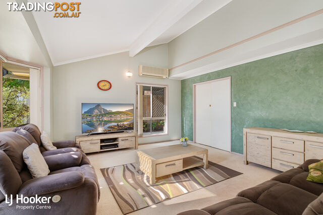 84 Windemere Road ALEXANDRA HILLS QLD 4161 - photo 5 of 25