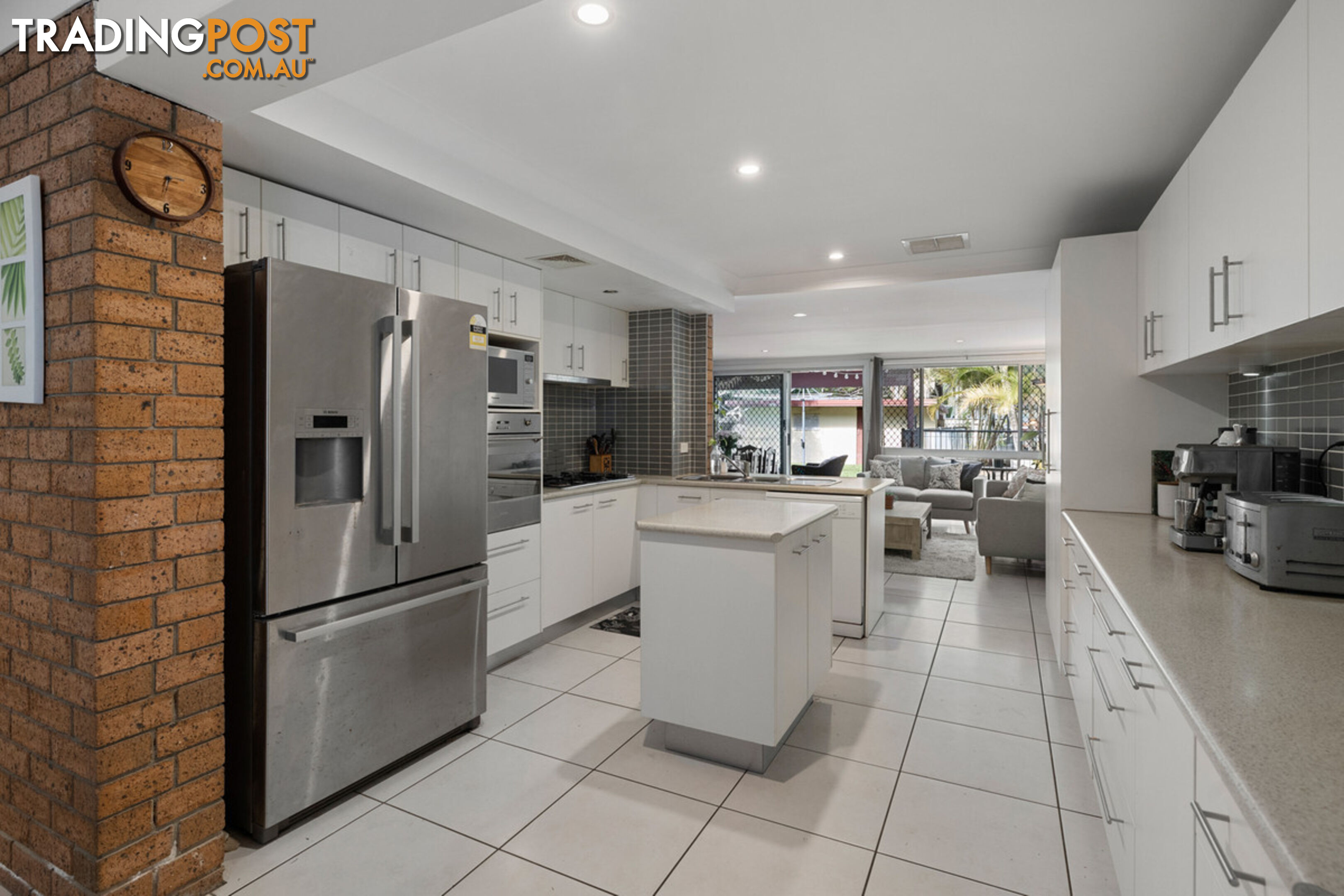 26 Curtis Street MANLY QLD 4179