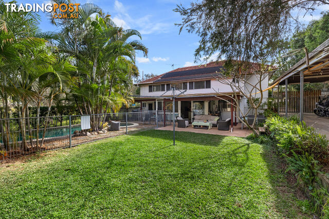 26 Curtis Street MANLY QLD 4179