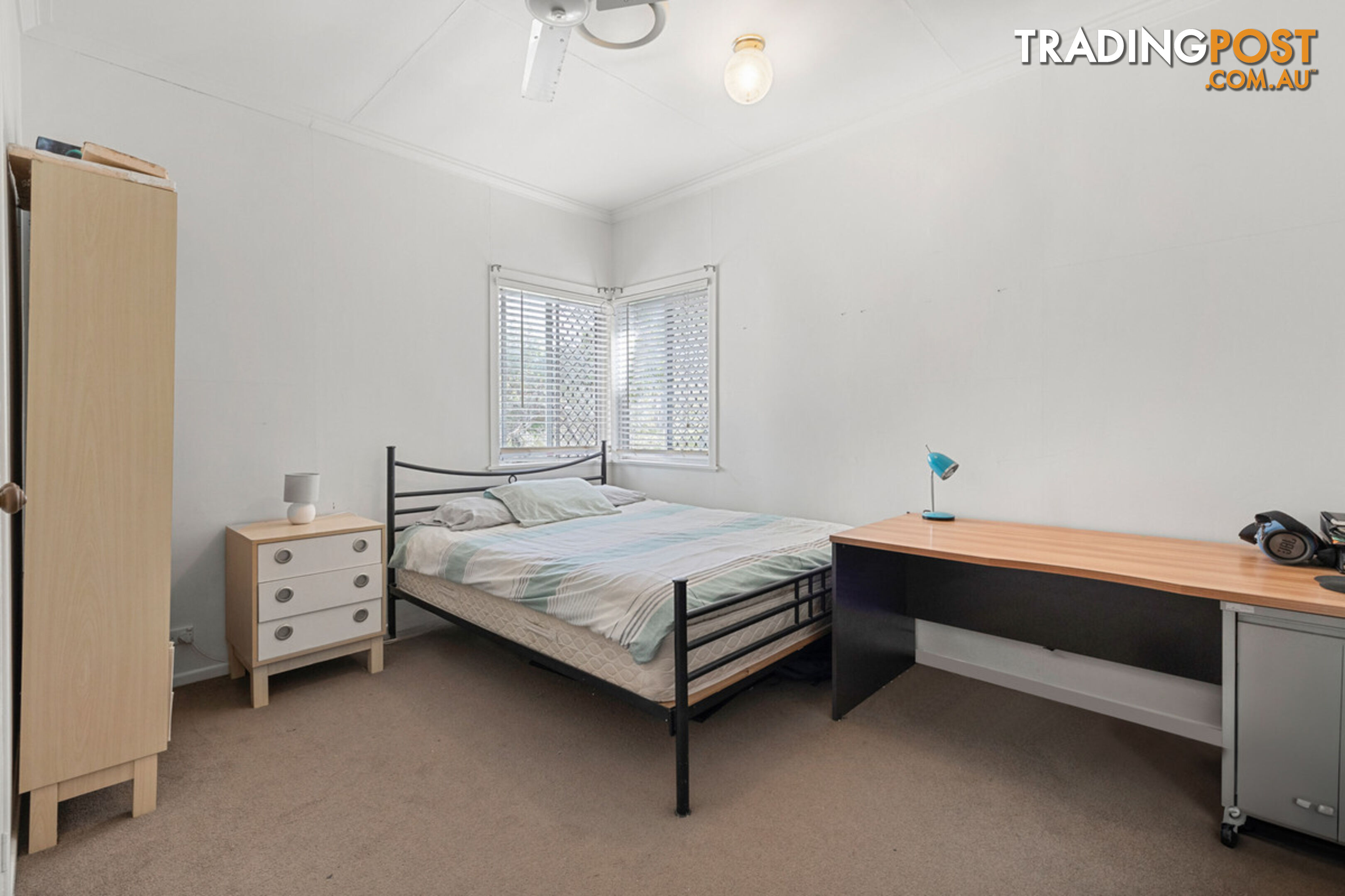 26 Curtis Street MANLY QLD 4179