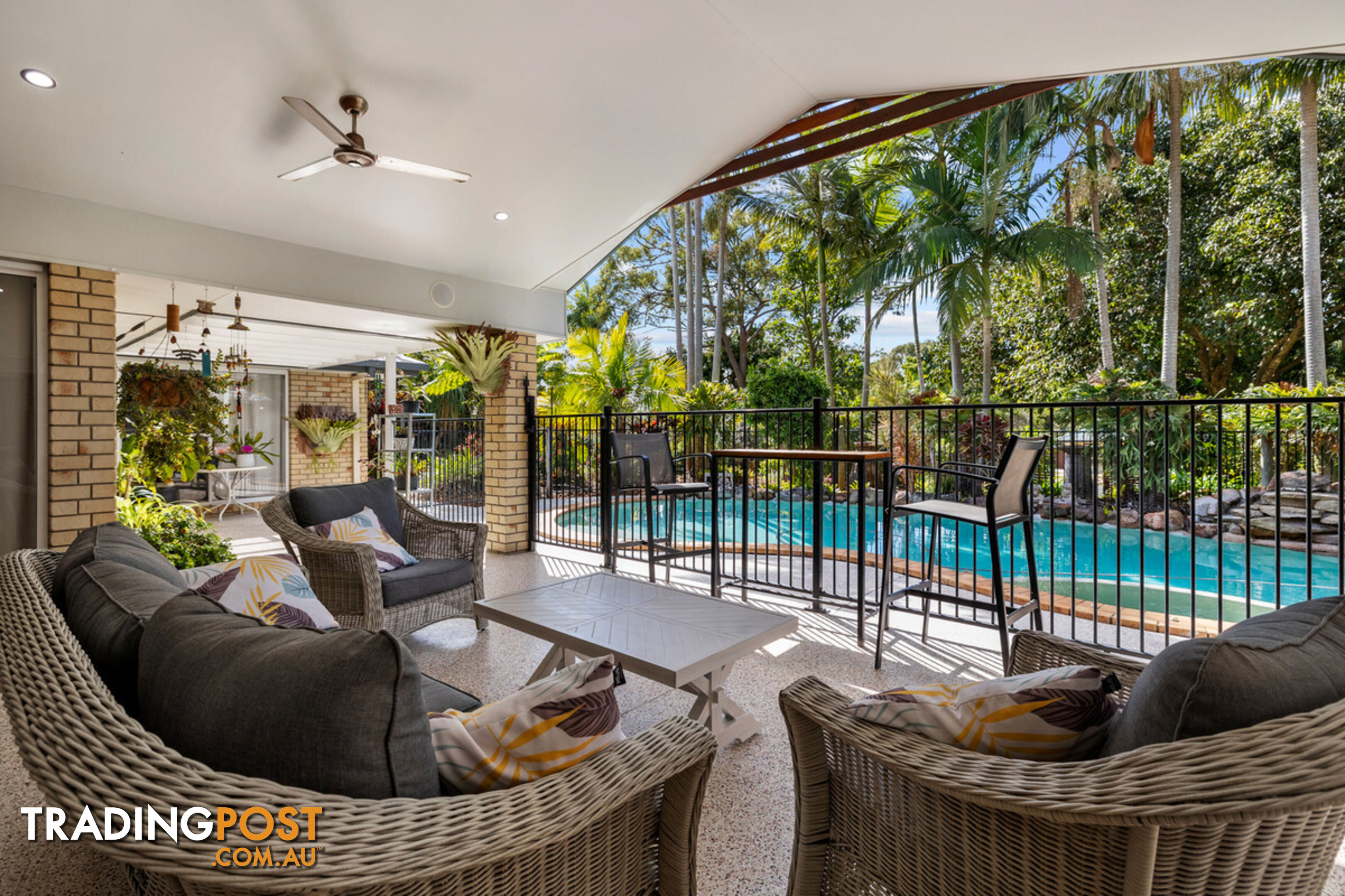 1 Bluebird Court THORNLANDS QLD 4164