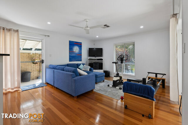 1 Bluebird Court THORNLANDS QLD 4164