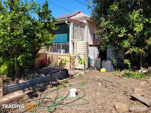 65 Armstrong Road CANNON HILL QLD 4170