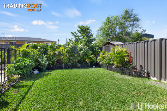 15 Simon Street VICTORIA POINT QLD 4165