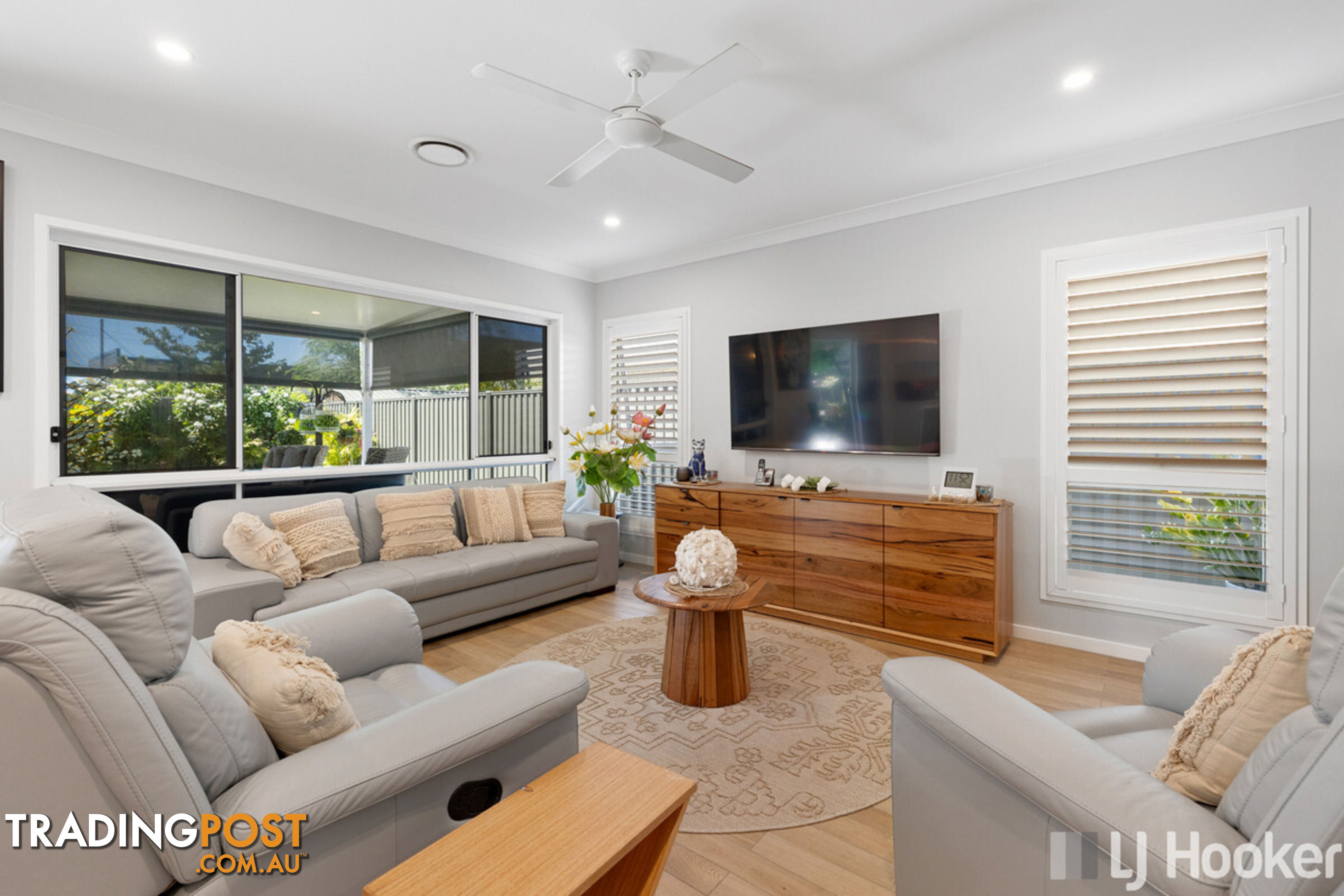 15 Simon Street VICTORIA POINT QLD 4165