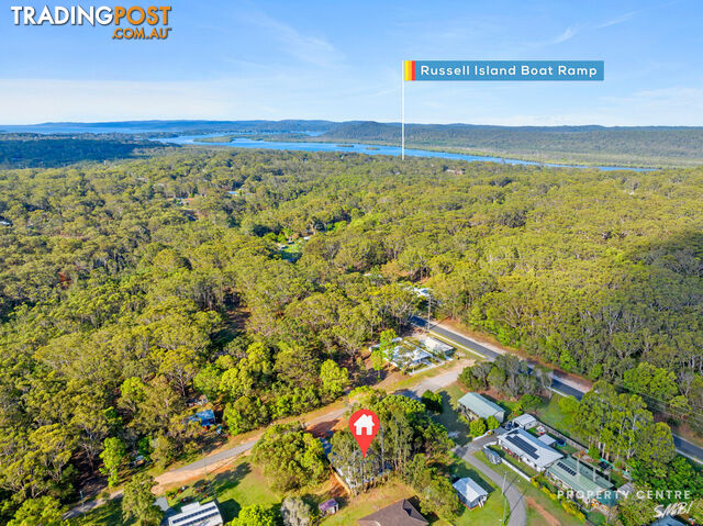 8 Nautilus Parade RUSSELL ISLAND QLD 4184