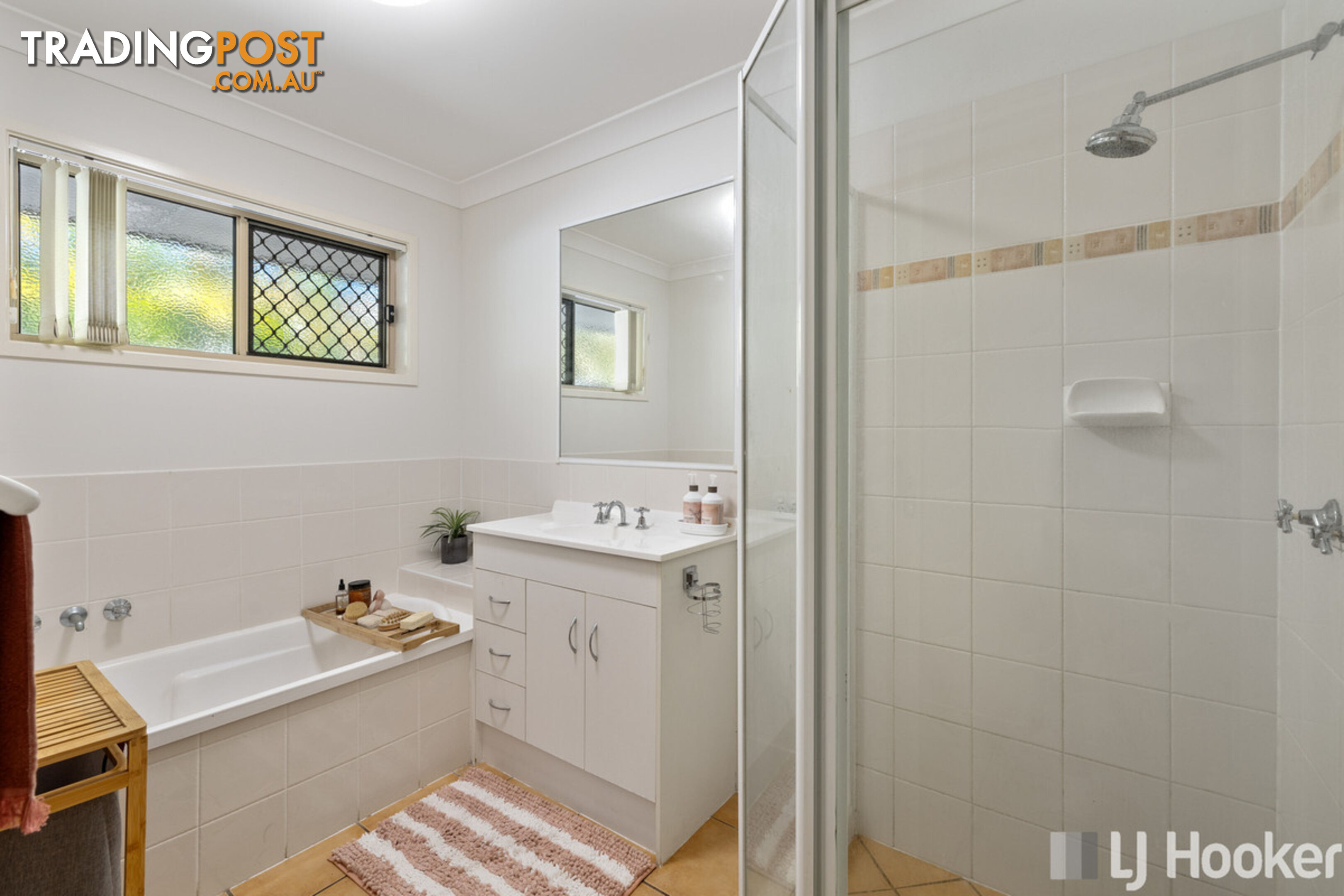 1 Themeda Court VICTORIA POINT QLD 4165