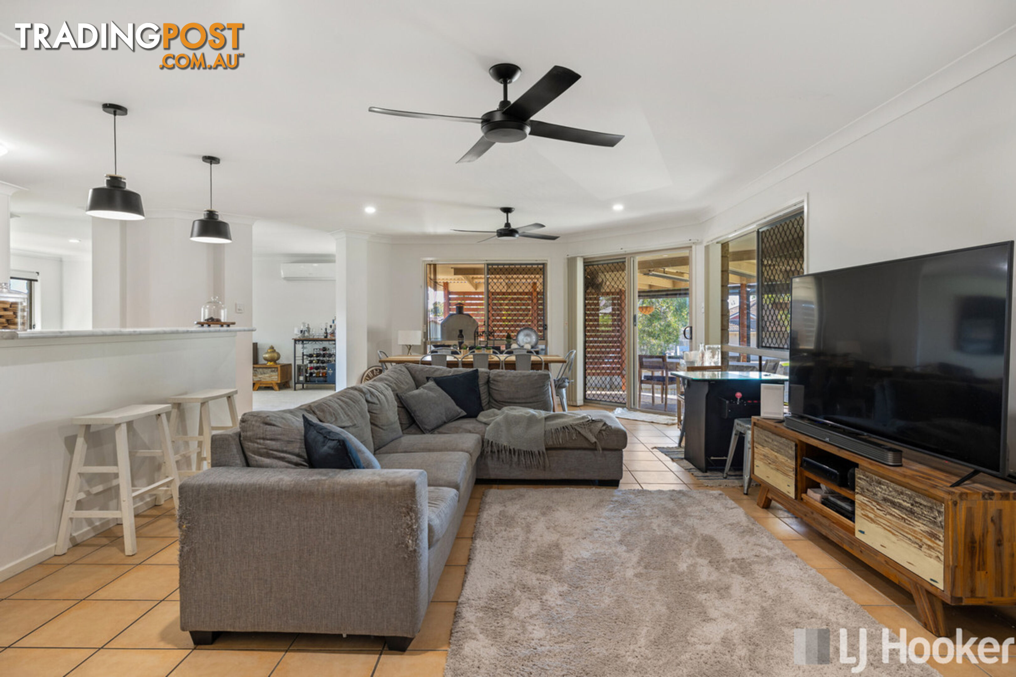 1 Themeda Court VICTORIA POINT QLD 4165