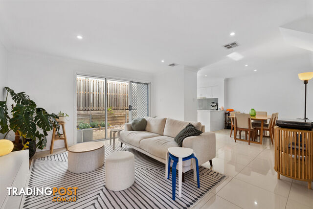 66/57 Charles Canty Drive WELLINGTON POINT QLD 4160 - photo 2 of 25
