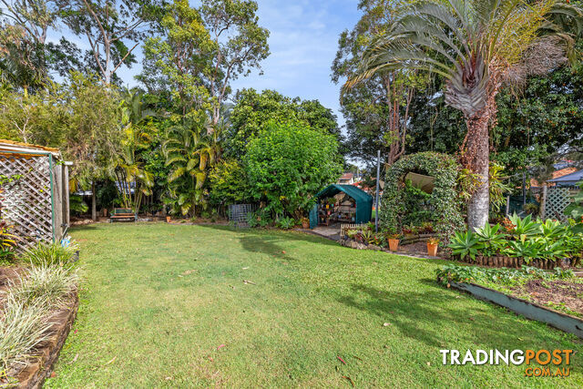 9 Dawn Crescent THORNLANDS QLD 4164