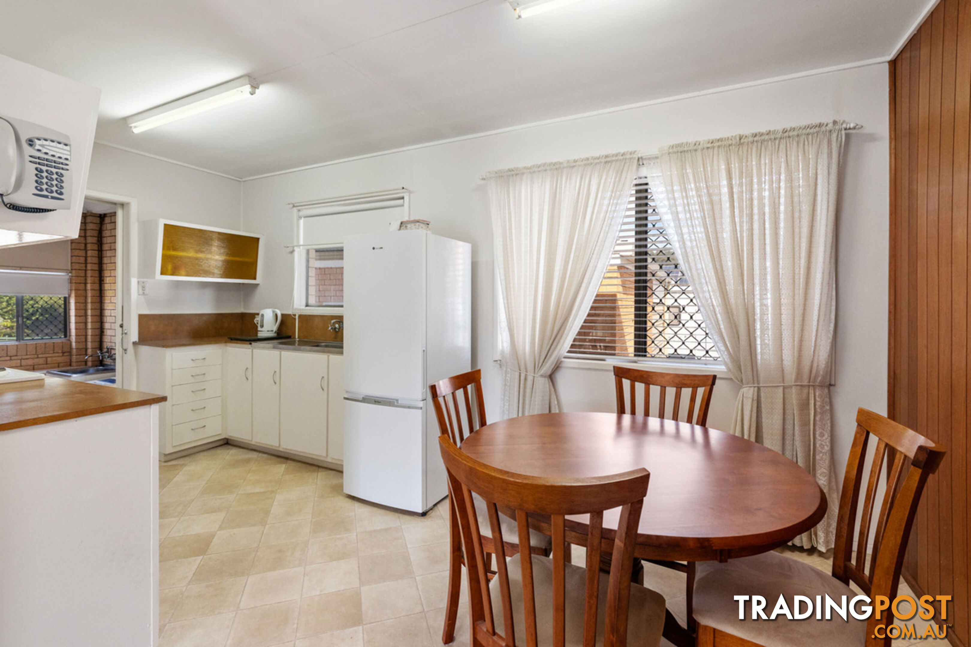 2 Dalkerry Street WYNNUM WEST QLD 4178