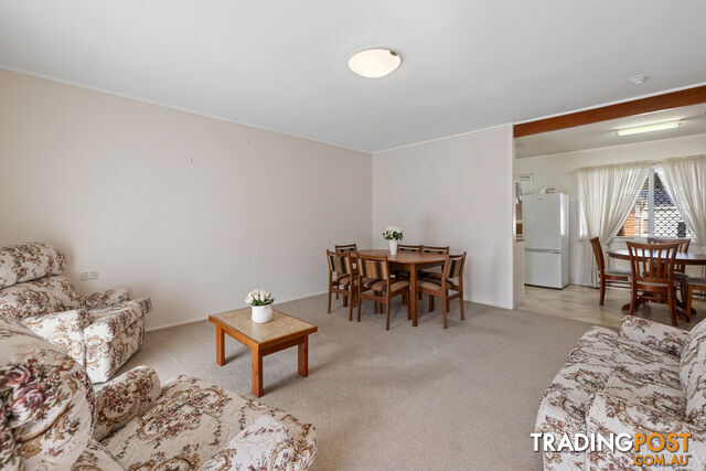 2 Dalkerry Street WYNNUM WEST QLD 4178