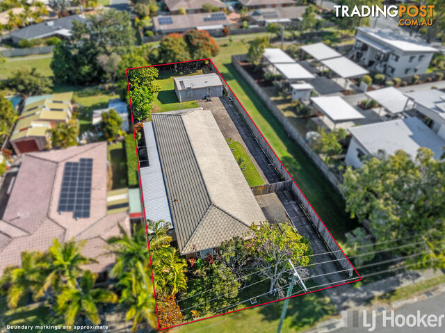 6 Holz Street VICTORIA POINT QLD 4165